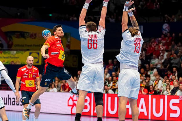 Handball, Men EM 2020, Main Round, Group 1, Spain Czech Republic from Alex Dujshebaev Spain , Stepan Zeman Czech Republic HSC 2000 Coburg , Pavel Horak Czech Republic THW Kiel Vienna Stadthalle Vienna Austria