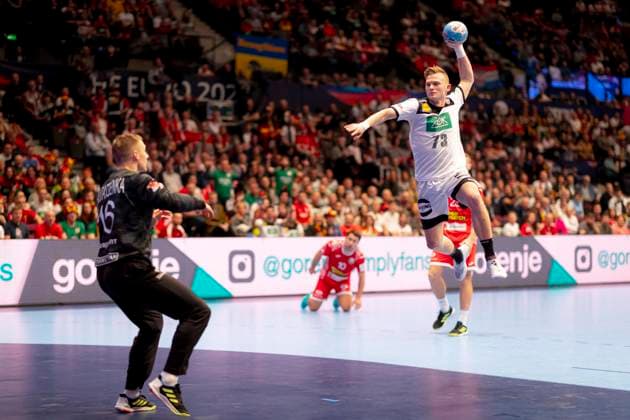 Timo Kastening No 73, Germany vs Viachaslau Saldatsenka No 16, Belarus Belarus vs Germany, Handball, Main Round, EHF Euro 2020, 16 01 20 Vienna Vienna Austria Copyright: xAgentur54Gradx xFelixxKoenigx