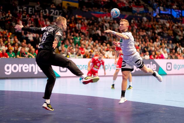 Timo Kastening No 73, Germany vs Viachaslau Saldatsenka No 16, Belarus Belarus vs Germany, Handball, Main Round, EHF Euro 2020, 16 01 20 Vienna Vienna Austria Copyright: xAgentur54Gradx xFelixxKoenigx