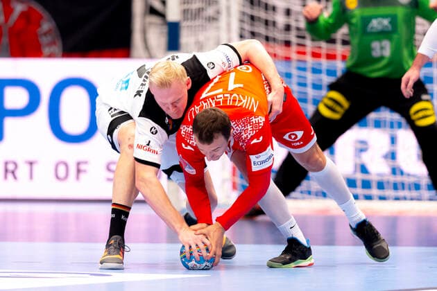 Patrick Wiencek No 7, Germany vs. Dzmitry Nikulenkau No 17, Belarus Belarus vs Germany, Handball, Main Round, EHF Euro 2020, 16 01 20 Wien Wien Wien Austria Copyright: xAgentur54Gradx xFelixxKoenigx