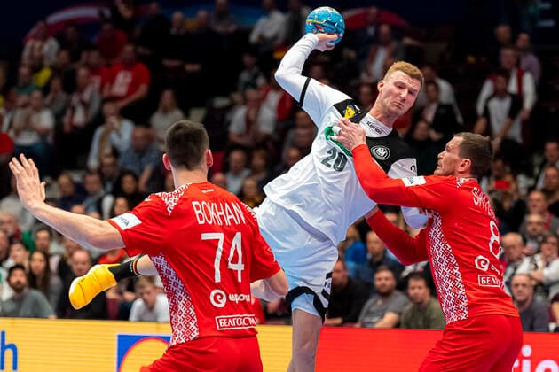 Handball, Men EM 2020, Main Round, Group 1, Belarus Germany Viachaslau Bokhan Belarus , Philipp Weber Germany SC DHfK Leipzig , Siarhei Shylovich Belarus Vienna Vienna Stadthalle Vienna Austria