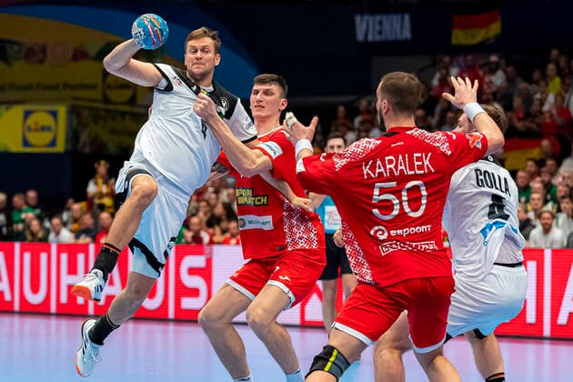 Handball, Men EM 2020, Main Round, Group 1, Belarus Germany from left to right in duel Fabian Böhm Boehm Germany TSV Hannover and Viachaslau Bokhan Belarus Vienna Stadthalle Vienna Austria
