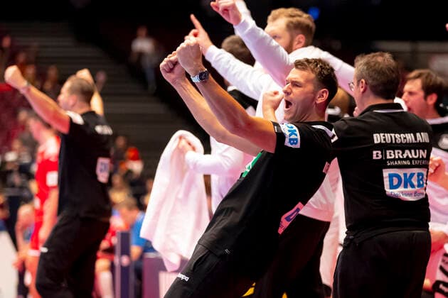 Christian Prokop Coach, Germany is happy to celebrate Belarus vs. Germany, Handball, Main Round, EHF Euro 2020, 16 01 20 Vienna Vienna Vienna Austria Copyright: xAgentur54Gradx xFelixxKoenigx