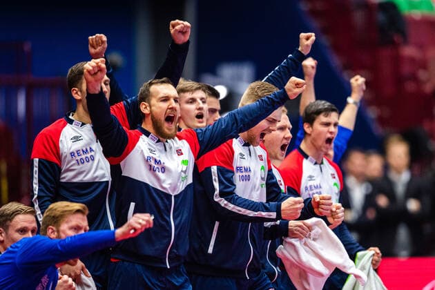 200117 Christian O Sullivan of Norway during the EHF European Handball Championship match between Norway and Hungary on January 17, 2020 in Malmö Photo Ludvig Thunman BILDBYRAN code LT 35707 bbeng ehf euro 2020 em 2020 european mens handball championship 2020 handball handball handballs in 2020 handball handball em 2020 norway norway hungary hungary,  Copyright: LUDVIGxTHUNMAN BB200117LT002