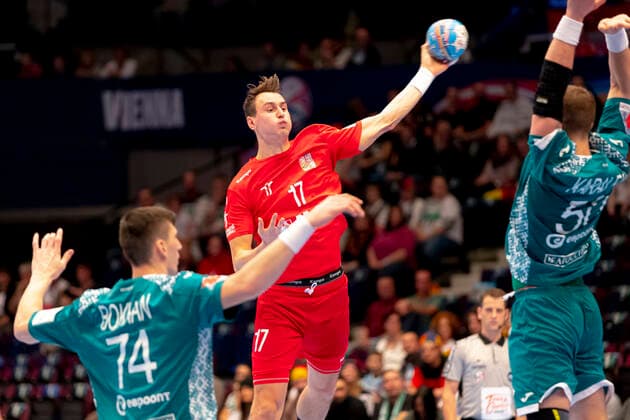 Stanislav Kasparek No 17, Czech Republic vs Viachaslau Bokhan No 74, Belarus and Artsem Karalek No 50, Belarus Belarus Belarus vs Czech Republic, Handball, Main Round, EHF Euro 2020, 18 01 20 Vienna Vienna Austria Copyright: xAgentur54Gradx xFelixxKoenigx