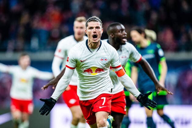 Bilder des Jahres 2020, Sport 01 Januar Sport Themen der Woche KW03 Sport Bilder des Tages Tor-Jubel von Marcel Sabitzer ( 7 RB Leipzig) nach dem zweiten Tor mit Dayot Upamecano ( 5 RB Leipzig) waehrend der Saison 2019-2020 in der 1. Fussball Bundesliga (Herren) am 18. Spieltag zwischen RB Leipzig und 1. FC Union Berlin in der Red Bull Arena am 18. January 2020 in Leipzig, Sachsen (Saxony), Deutschland (Germany) (DFL REGULATIONS PROHIBIT ANY USE OF PHOTOGRAPHS AS IMAGE SEQUENCES AND OR QUASI-VIDEO) *** Goal cheers from Marcel Sabitzer 7 RB Leipzig after the second goal with Dayot Upamecano 5 RB Leipzig during the 2019 2020 season in the 1 Football Bundesliga Men on 18 matchday between RB Leipzig and 1 FC Union Berlin in the Red Bull Arena on 18 January 2020 in Leipzig, Saxony Saxony , Germany Germany DFL REGULATIONS PROHIBIT ANY USE OF PHOTOGRAPHS AS IMAGE SEQUENCES AND OR QUASI VIDEO
