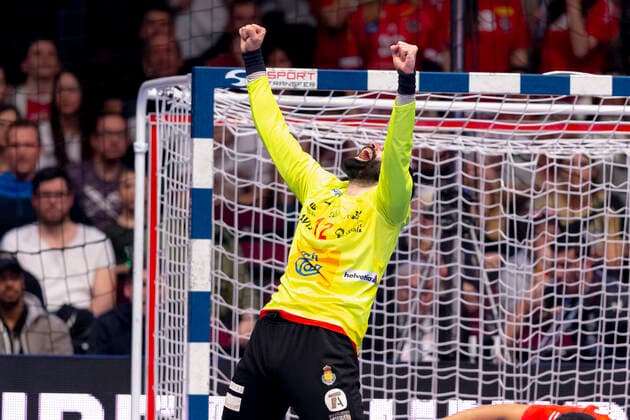 Rodrigo Corrales Rodal No. 12, Spain rejoices Spain vs. Austria, Handball, main round, EHF Euro 2020, 18 01 20 Vienna Vienna Austria Copyright: xAgentur54Gradx xFelixxKoenigx