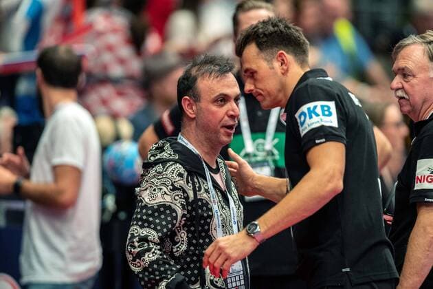 Handball Vienna 18 01 2020 European Championship EM Interround Main Round Germany GER Croatia CRO Christian Prokop Germany, Coach re and Bob hanning after the defeat