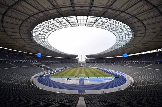 Football 1 Bundesliga 18 Matchday Hertha BSC Berlin FC Bayern Munich on 19 01 2020 at the Olympia Stadium in Berlin Olympia Stadion Olympiastadion Berlin DFL regulations prohibit any use of photographs as image sequences and or quasi video xHDx