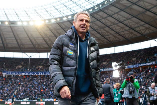 19 01 2020, xtgx, Football 1 Bundesliga, Hertha BSC Berlin FC Bayern Muenchen emspor, v l Juergen Klinsmann Hertha, Coach DFL DFB REGULATIONS PROHIBIT ANY USE OF PHOTOGRAPHS as IMAGE SEQUENCES and or QUASI VIDEO Berlin