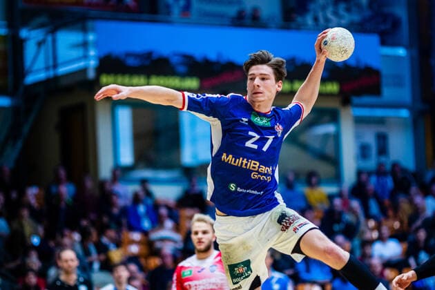 Thies Bergemann 27 HSV Handball during the match HSV Handball and TBV Lemgo Lippe at the Peugeot Cup 2020 in the Anhalt Arena on 19 January 2020 in Dessau Rosslau, Saxony Anhalt, Germany