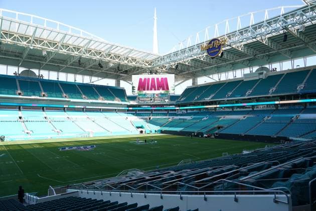 Innenraum des Hard Rock Stadium bei den Vorbereitungen auf den Super Bowl LIV am 2. Februar zwischen den Kansas City Chiefs und San Francisco 49ers - 22.01.2020: SB LIV im Hard Rock Stadium Miami *** Interior of the Hard Rock Stadium during the preparations for the Super Bowl LIV on February 2 between the Kansas City Chiefs and San Francisco 49ers 22 01 2020 SB LIV at the Hard Rock Stadium Miami