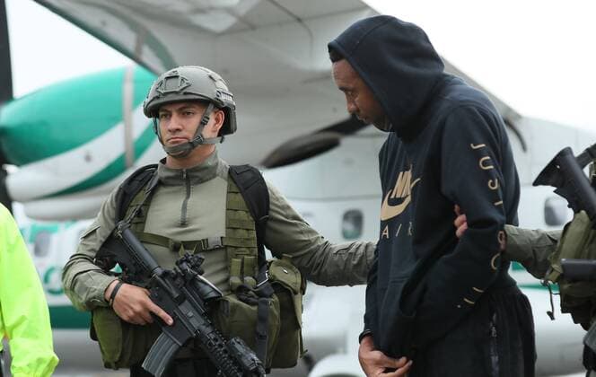 Former Colombian soccer player Jhon Viafara (R) walks scorted by members of Colombian Police upon his arrival to Catam military airport in Bogota, Colombia, 20 March 2019. Viafara was arrested and request for extradition by the United States for drug trafficking. Former Colombian soccer player arrested for drug trafficking !ACHTUNG: NUR REDAKTIONELLE NUTZUNG!  Copyright: xMAURICIOxDUEÑASxCASTAÑEDAx AME9381 20190320-636887179680055819 Former Colombian soccer player Jhon Viafara R walks scorted by members of Colombian Police upon hi !ACHTUNG: NUR REDAKTIONELLE NUTZUNG!  Copyright: xMAURICIOxDUEÑASxCASTAÑEDAx imago 90259645 90259645st