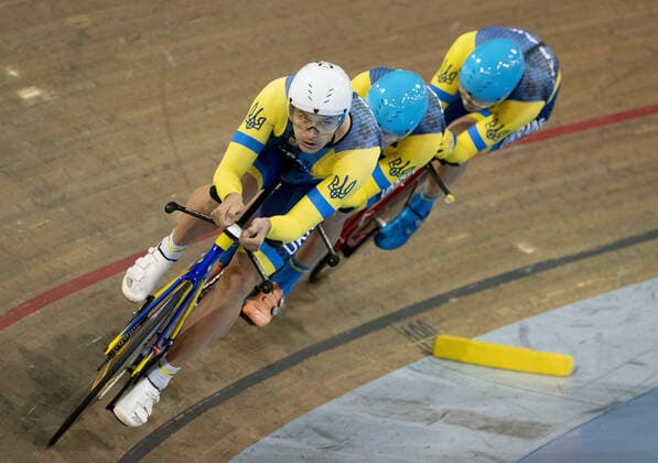 January 24, 2020, Milton, Ontario, Canada: Team Ukraine is lead by Vitaliy Hryniv during first round of the men s team pursuit at the Tissot Track cycling, Rad, Radsport, Bahnrad, Bahn World Cup in Milton, Ontario on Friday, January 24, 2020. Cycling 2020 - Tissot Track Cycling World Cup - Canada - ZUMAp131 20200124_zap_p131_038 Copyright: xPeterxPowerx