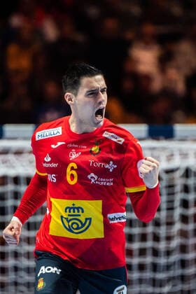 200126 Ã u0081ngel Fernandez Perez of Spain celebrates during the EHF European Handball Championship final between Spain and Croatia on January 26, 2020 in Stockholm,  Copyright: JOHANNAxLUNDBERG BB200126JL009