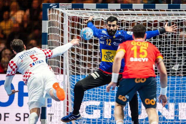 200126 Domagoj Duvnjak of Croatia and goalkeeper Rodrigo Corrales Rodal of Spain during the EHF European Handball Championship final between Spain and Croatia on January 26, 2020 in Stockholm,  Copyright: JESPERxZERMAN BB200126JZ010