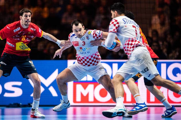 200126 Viran Morros de Argila of Spain and Marino Maric of Croatia during the EHF European Handball Championship final between Spain and Croatia on January 26, 2020 in Stockholm,  Copyright: JESPERxZERMAN BB200126JZ019