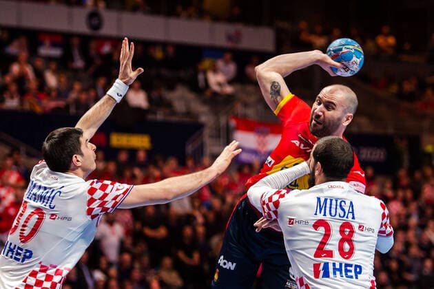 200126 Joan Canellas Reixach of Spain against Marko Mamic and Zeljko Musa of Croatia during the EHF European Handball Championship final between Spain and Croatia on January 26, 2020 in Stockholm,  Copyright: JESPERxZERMAN BB200126JZ028