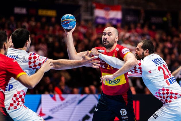 200126 Joan Canellas Reixach of Spain and Zeljko Musa of Croatia during the EHF European Handball Championship final between Spain and Croatia on January 26, 2020 in Stockholm,  Copyright: JESPERxZERMAN BB200126JZ029