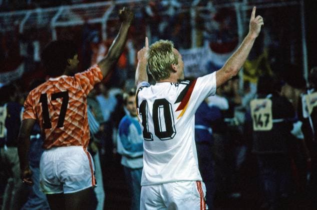 Germany Netherlands Germany, Hamburg, 21 06 1988, football, UEFA Euro 1988 in Germany, semi-finals, Germany Netherlands 1 2 Ronald Koeman Netherlands in Germany Shirt