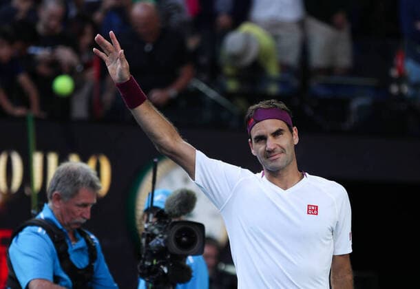 (200128) -- MELBOURNE, Jan. 28, 2020 -- Rodger Federer of Switzerland greets the audience after the men s singles quarterfinal match against Tennys Sandgren of the United States at the Australian Open tennis championship in Melbourne, Australia on Jan. 28, 2020. ) (SP)AUSTRALIA-MELBOURNE-TENNIS-AUSTRALIAN OPEN-DAY 9 WangxJingqiang 