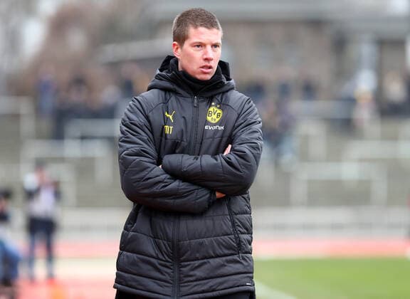 Saturday 25 01 2020, Season 2019 20, 22 Matchday of the Regionalliga West in the Stadion Rote Erde, BVB 09 Borussia Dortmund II Wuppertaler SV, Mike Tullberg Trainer, BVB II with folded arms