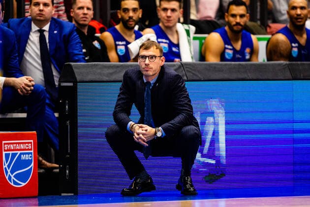 Coach Björn Harmsen Syntainics MBC during the season 2019 2020 Men in the EasyCredit 1 Bundesliga between Syntainics MBC and BG Goettingen Stadthalle Weissenfels on 18 January 2020 in Weissenfels, Saxony Anhalt, Germany