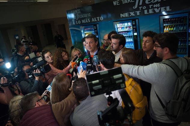 January 29, 2020, Malaga, Spain: Jose Gonzalez, Spanish coach of the Chinese soccer team speaking to the media at Malaga Costa del Sol airport..Wuhan Zall FC Chinese soccer team arrives at Malaga Costa del Sol airport for a pre-season training in Cadiz province. According to the Andalusia and Spanish government, the players are not infected with the Corona virus and during their stay, they will be subjected to health controls. The team will be in Andalusia until 15 February. Wuhan Zall FC team players in Malaga, Spain - 29 Jan 2020 - ZUMAs197 96526893st Copyright: xJesusxMeridax