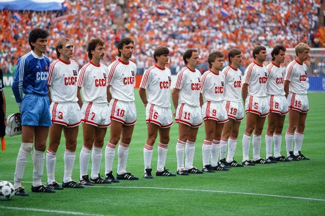 UDSSR Netherlands Germany, Munich, 215 06 1988, Football, UEFA Euro 1988 in Germany, Final, UDSSR Netherlands 0 2 Team UDSSR v l Rinat Daissaiev, Vagiz Khidiyatullin, Sergei Aleinikov, Oleg Protasov, Vasili Rats, Igor Belanov, Aleksandr Zavarov, Sergei Gotsmanov, Anatolii Demiyanenko, Guennadii Litovchenko, Alexei Mikhaillichenko