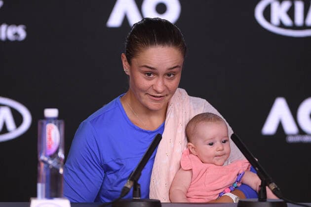 Sport Bilder des Tages AUSTRALIAN OPEN DAY 11, Ashleigh Barty of Australia with her neice Olivia speaks to the media during a press conference, PK, Pressekonferenz after losing the women s singles semi final match against Sofia Kenin of the USA on day 11 of the Australian Open tennis tournament at Rod Laver Arena in Melbourne, Thursday, January 30, 2020. ( NO ARCHIVING, EDITORIAL USE ONLY, NO USE IN BOOKS WITHOUT CONSENT MELBOURNE VIC AUSTRALIA  Copyright: xLUKASxCOCHx 20200130001445643843