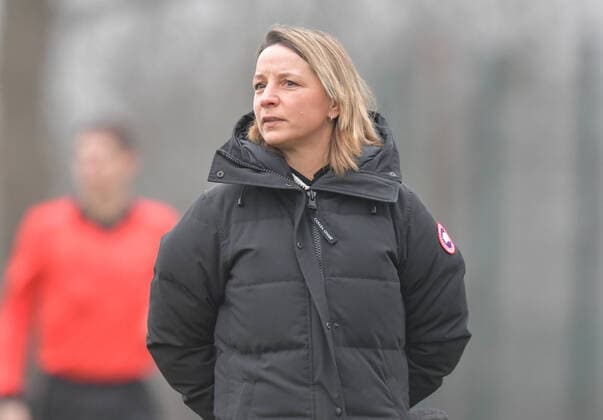 25 01 2020, GER, Football, Regionalliga West Oberliga Niederrhein, Season 2019 2020, Test match, Sports facility Zum Furlbach, Verl Kaunitz SC Verl SV Straelen 4 2 Inka Grings Trainer SV Straelen , Action, Single picture, Cross, Mimic, Gesture, Coach, Coach, Coach