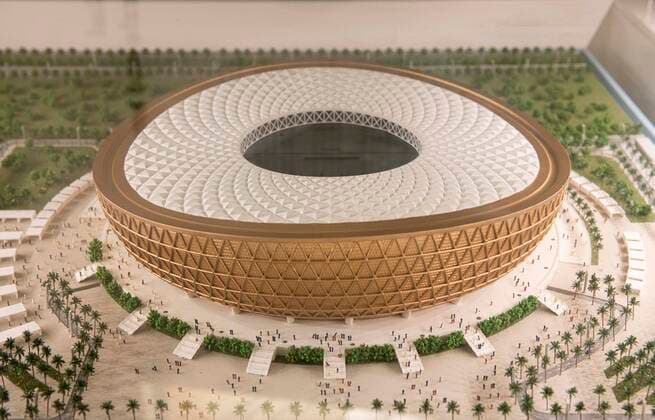 FIFA Fußball WM 2022, Sportstätten, Lusail Iconic Stadion Model des Lusail Iconic Stadium wo das Endspiel stattfinden soll, Endspielstadion, Legacy Pavilion - interaktiver Ausstellungsraum fuer die FIFA Fussball-Weltmeisterschaft Katar 2022â ¢in Doha Katar am 29.09.2019 Â *** Model of the Lusail Iconic Stadium where the final match will take place, Final Stadium, Legacy Pavilion interactive exhibition space for the FIFA World Cup Qatar 2022â Â in Doha Qatar on 29 09 2019 Â