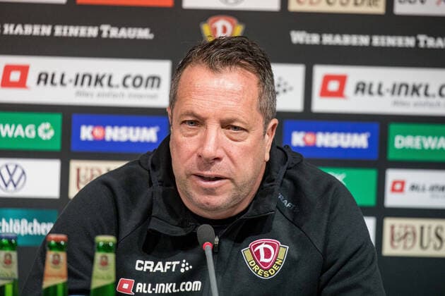 Head Coach Markus Kauczinski at the press conference before the away game in Heidenheim 31 01 2020, Football, GER, 2 Bundesliga, 2 BL, season 2019 20, 20 matchday, 1 FC Heidenheim SG Dynamo Dresden, Rudolf Harbig Stadium, 1 FC Heidenheim vs SG Dynamo Dresden