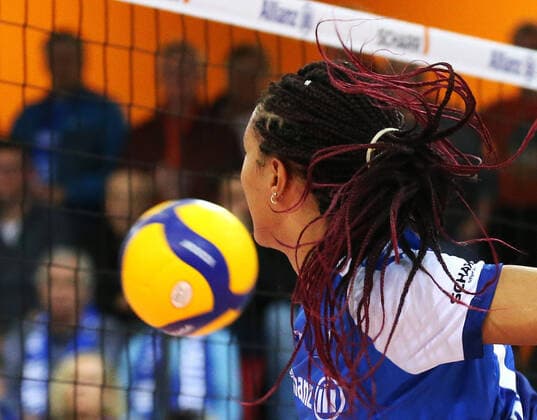 01 02 2020, Germany, Stuttgart, 1 Bundesliga women, season 2019 2020, Allianz MTV Stuttgart vs SC Potsdam Simone Lee MTV , hair, ball, net, feature