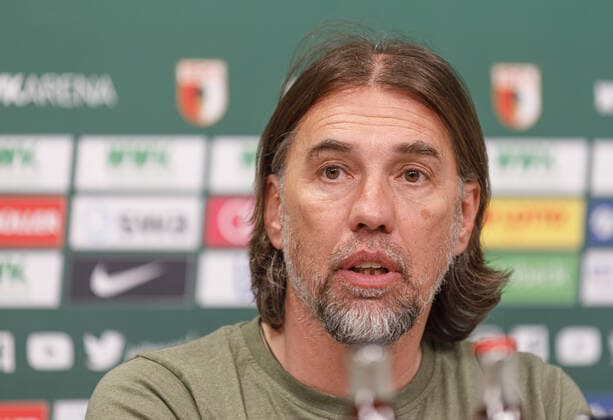 Martin Schmidt Coach FC Augsburg , Press conference, FC Augsburg vs Werder Bremen, 20 Matchday DFL REGULATIONS PROHIBIT ANY USE OF PHOTOGRAPHS AS IMAGE SEQUENCES AND OR QUASI VIDEO