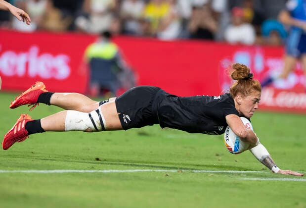 RUGBY SYDNEY 7S, Niall Williams of New Zealand scores and then celebrates during the womens gold medal playoff against Canada on day two of the Sydney 7S Rugby tournament at Bankwest Stadium in Sydney, Sunday, February 2 2020. ( NO ARCHIVING, EDITORIAL USE ONLY, NO USE IN BOOKS WITHOUT CONSENT SYDNEY NSW AUSTRALIA  Copyright: xCRAIGxGOLDINGx 20200202001446267355