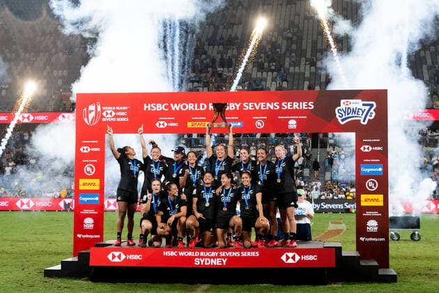 PARRAMATTA, NSW - FEBRUARY 02: New Zealand women celebrate winning the Cup Final, Match 26 between New Zealand and Canada the HSBC Women s Sydney Sevens Rugby on February 02, 2020 at Bankwest Stadium in Sydney, Australia. (Photo by Speed Media Icon Sportswire) RUGBY: FEB 02 Women s Sydney Sevens Icon2002024508