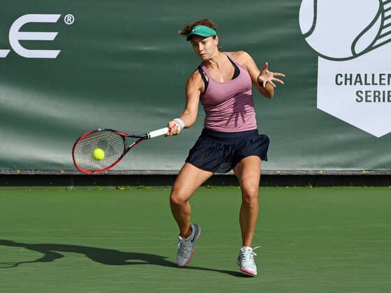 NEWPORT BEACH, CA - FEBRUARY 02: WTA, Tennis Damen tennis player Stefanie Voegele (SUI) returns the ball in a finals match during the Oracle Challenger Series tennis tournament played on February 2, 2020 at the Newport Beach Tennis Club in Newport Beach, CA (Photo by John Cordes Icon Sportswire) TENNIS: FEB 02 Oracle Challenger Series Icon506200202006