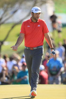 SCOTTSDALE, AZ - FEBRUARY 02: Jon Rahm reacts after his putt misses on the second hole green during the final round of the Waste Management Phoenix Open on February 02, 2020, at TPC Scottsdale in Scottsdale, Arizona. (Photo by Will Powers Icon Sportswire) GOLF: FEB 02 PGA, Golf Herren - Waste Management Phoenix Open Icon202200202017