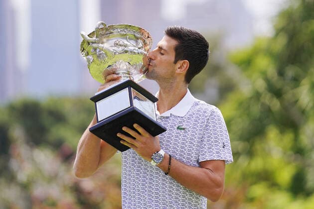 2020 Bilder des Jahres, Sport 02 Februar Sport Bilder des Tages Sport Themen der Woche KW05 NOVAK DJOKOVIC AO PORTRAIT, Novak Djokovic of Serbia poses for a portrait at Royal Botanic Gardens Victoria in Melbourne, Monday, February 3, 2020. Novak Djokovic has celebrated his eighth championship title after winning the men s singles final at the Australian Open tennis tournament. ( NO ARCHIVING, EDITORIAL USE ONLY, NO USE IN BOOKS WITHOUT CONSENT MELBOURNE VIC AUSTRALIA  Copyright: xMICHAELxDODGEx 20200203001446407901