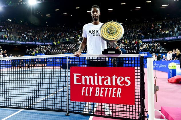 Gael Monfils (Fra) posant avec le trophee TENNIS : Open Sud de France 2020 - Finale Simple - Montpellier - 09 02 2020 JBAutissier Panoramic 