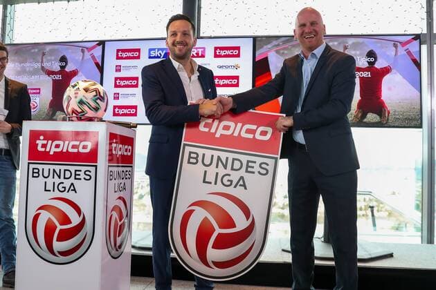 SOCCER - BL, press conference, PK, Pressekonferenz VIENNA,AUSTRIA,11.FEB.20 - SOCCER - tipico Bundesliga, spring season start, press conference. Image shows Markus Prinz (tipico) and Christian Ebenbauer (Bundesliga). GEPAxpictures xPhilippxBrem