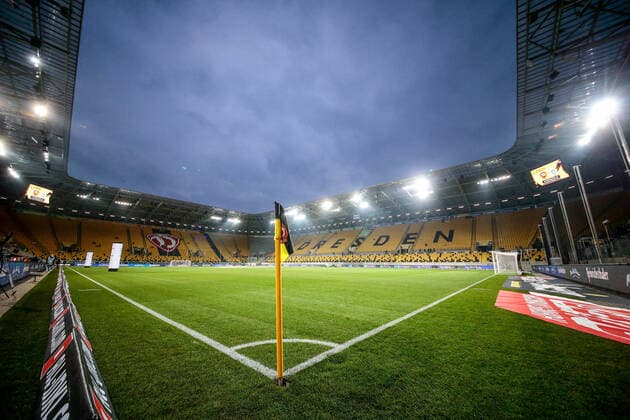 07 02 2020, xtgx, Football 2 Bundesliga, SG Dynamo Dresden SV Darmstadt 98 emspor, v l wide angle panorama, interior, stadium, Rudolf Harbig Stadium, Dresden, Dynamo DFL DFB REGULATIONS PROHIBIT ANY USE OF PHOTOGRAPHS as IMAGE SEQUENCES and or QUASI VIDEO Dresden