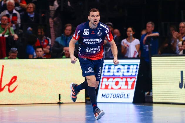 02 02 2020, xtgx, Handball Liqui Moly HBL, SG Flensburg Handewitt SC Magdeburg emspor, v l Michal Jurecki Flensburg, 55 cheers, cheers for the goal, celebrate the goal, celebration Flensburg