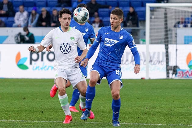 v.li.: Josip Brekalo (Wolfsburg, 7), Andrej Kramaric (Hoffenheim, 27), Zweikampf, Spielszene, Duell, duel, tackle, tackling, Dynamik, Action, Aktion, 15.02.2020, Sinsheim (Deutschland), Fussball, Bundesliga, TSG 1899 Hoffenheim - VfL Wolfsburg, DFB DFL REGULATIONS PROHIBIT ANY USE OF PHOTOGRAPHS AS IMAGE SEQUENCES AND OR QUASI-VIDEO. *** from left Josip Brekalo Wolfsburg, 7 , Andrej Kramaric Hoffenheim, 27 , Duel, duel, tackle, tackling, dynamics, action, action, 15 02 2020, Sinsheim Germany , Football, Bundesliga, TSG 1899 Hoffenheim VfL Wolfsburg, DFB DFL REGULATIONS PROHIBIT ANY USE OF PHOTOGRAPHS AS IMAGE SEQUENCES AND OR QUASI VIDEO xozx