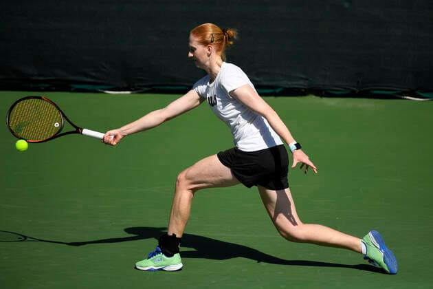 Belgian Alison Van Uytvanck pictured during a training session ahead of the 2020 Dubai Tennis Championships, in Dubai, United Arab Emirates, Sunday 16 February 2020. YORICKxJANSENS  x2475025x