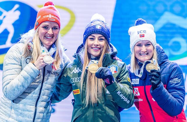 16 02 2020, Suedtirol Arena, Antholz, ITA, IBU World Championships Biathlon, Women, 10 km pursuit, award ceremony, in the picture from l silver medalist Denise Herrmann GER , World Champion and gold medalist Dorothea Wierer ITA , Bronze medalist Marte Olsbu Roeiseland NOR f l Silver medalist Denise Herrmann of Germany World champion and gold medalist Dorothea Wierer of Italy Bronze medalist Marte Olsbu Roeiseland of Norway during the winner Ceremony for the women s 10 km Pursuit of IBU Biathlon World Championships 2020 at the Suedtirol Arena in Antholz, Italy on 2020 02 16 Antholz EP_ade