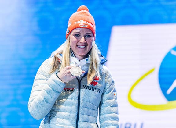 16 02 2020, Suedtirol Arena, Antholz, ITA, IBU World Championships Biathlon, women, 10 km Pursuit of IBU Biathlon World Championships 2020 at the Suedtirol Arena in Antholz, Italy on 2020 02 16 Antholz, in the picture silver medalist Denise Herrmann GER Silver medalist Denise Herrmann of Germany during the winner Ceremony for the women s 10 km Pursuit of IBU Biathlon World Championships 2020 at the Suedtirol Arena in Antholz, Italy on 2020 02 16 Antholz  EP_ade