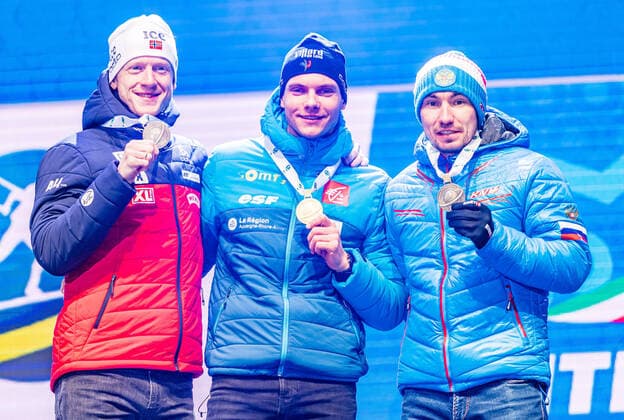 16 02 2020, Suedtirol Arena, Antholz, ITA, IBU World Championships Biathlon, Men, 12,5 km pursuit, award ceremony, in picture from silver medalist Johannes Thingnes Boe NOR , World Champion and Gold medalist Emilien Jacquelin FRA , Bronze medalist Alexander Loginov RUS f l Silver medalist Johannes Thingnes Boe of Norway World champion and gold medalist Emilien Jacquelin of France Bronze medalist Alexander Loginov of Russian Federation during the winner Ceremony for the men s 12,5 km Pursuit of IBU Biathlon World Championships 2020 at the Suedtirol Arena in Antholz, Italy on 2020 02 16 Antholz EP_ade