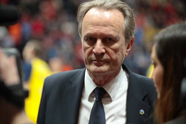 IPP20200204 Basketball: Turkish Airlines Euroleague, AX Armani Exchange Olimpia Milan - Alba Berlin, Aito Garcia Reneses (Verwendung nur in Deutschland - GERMANY ONLY) *** IPP20200204 Basketball Turkish Airlines Euroleague, AX Armani Exchange Olimpia Milan Alba Berlin, Aito Garcia Reneses Use only in Germany GERMANY ONLY 